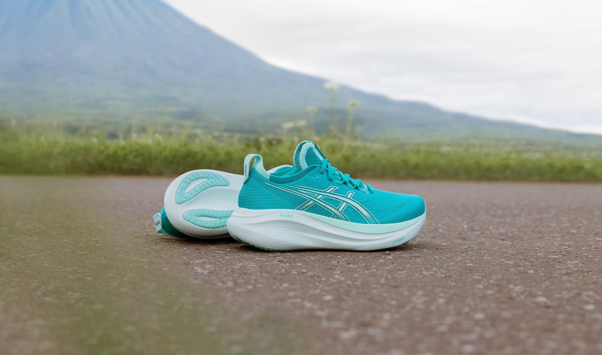 R&R Nimbus 27 Review: From Retail Floor Luxury to a Comfortable Cruiser Featured Image