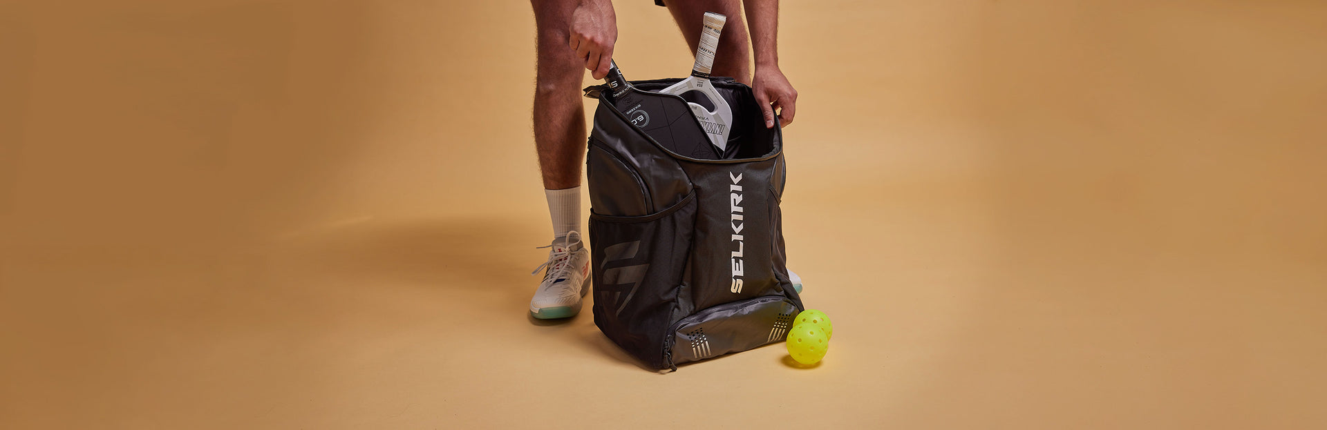 Everything You Need in Your Pickleball Bag! Featured Image