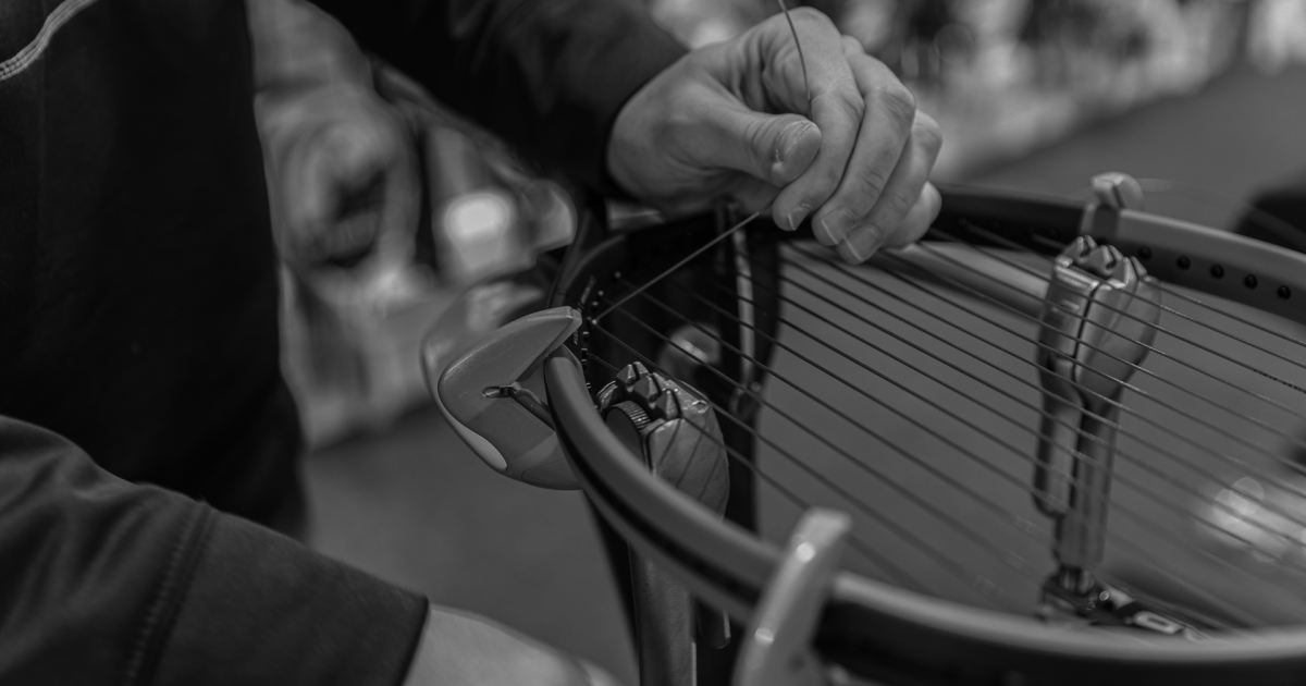 String Theory: Why the Right Strings are Pivotal to Your Tennis Performance