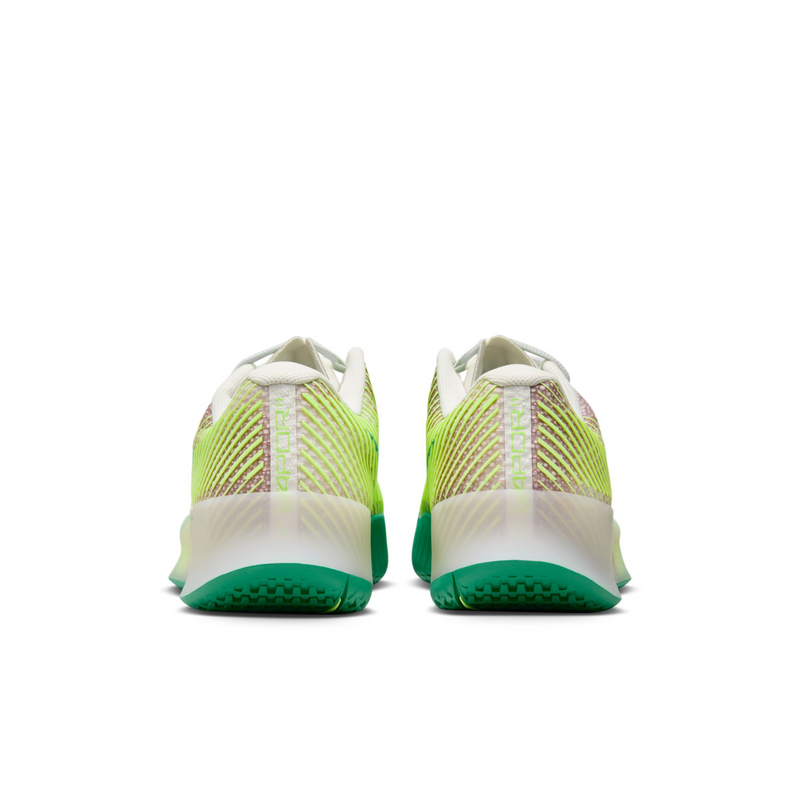 M Vapor 11 PRM 001 D