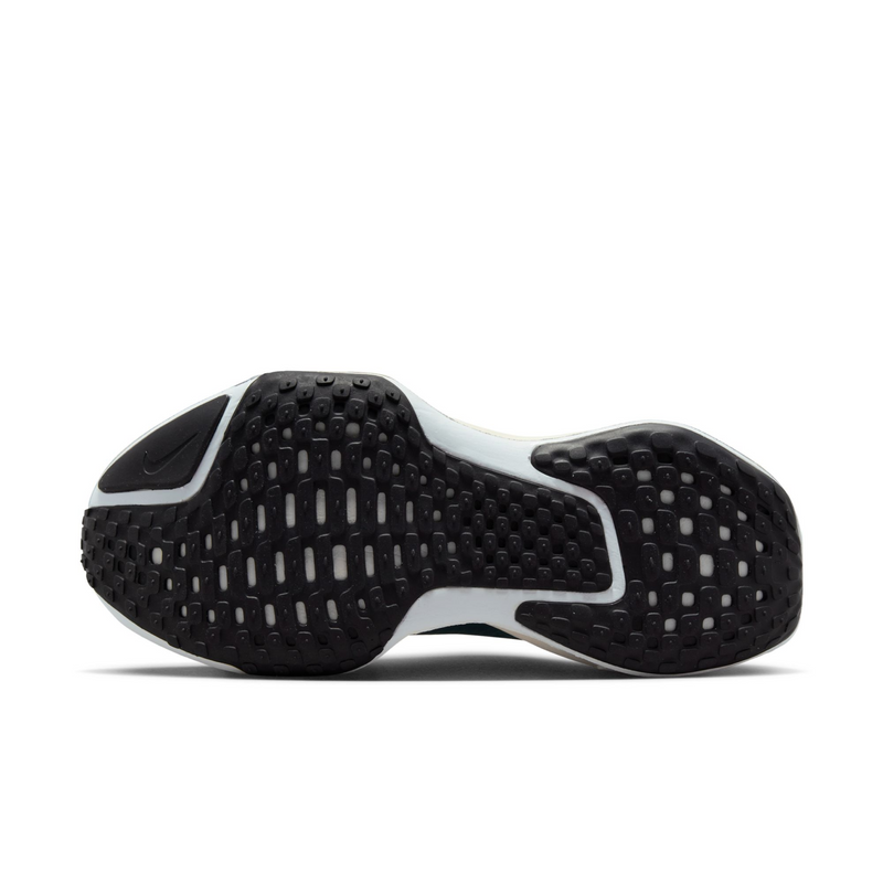 W Invin Run 001 F