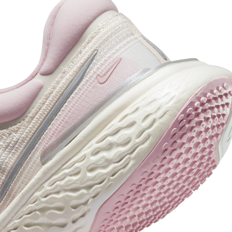 Nike ZoomX Invincible Run Flyknit Womens Running 800 F7