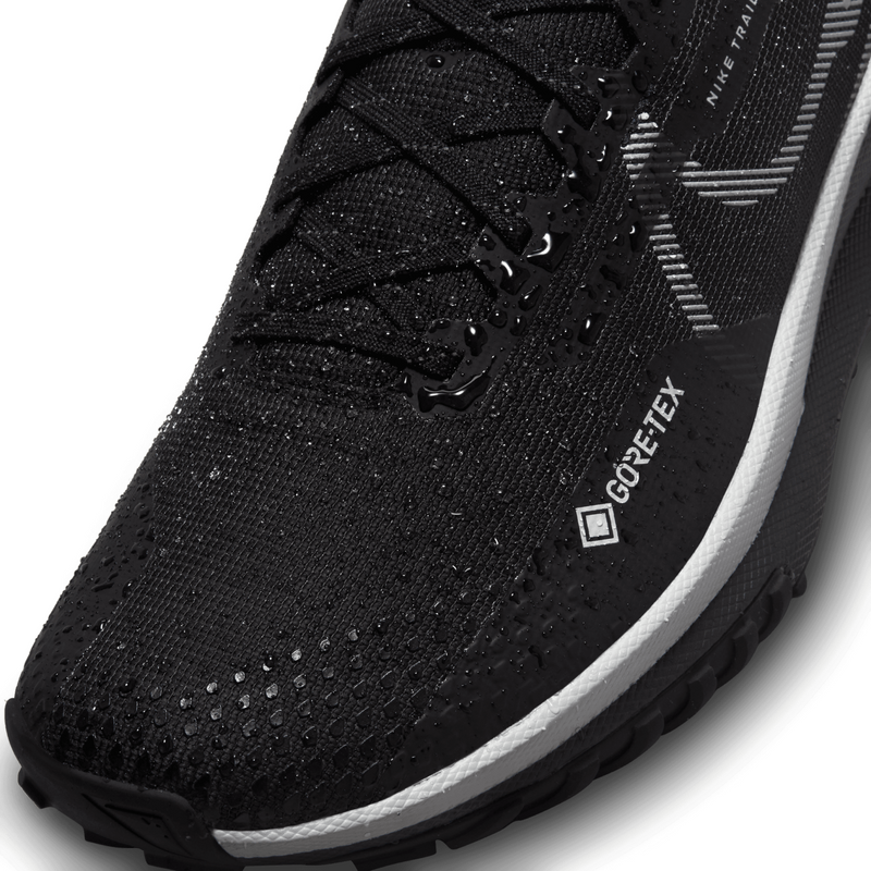 M Peg Trail GTX 001 F6