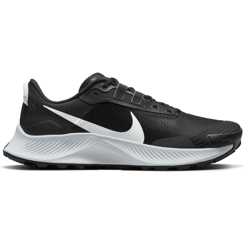 M Pegasus Trail 3 001 A1