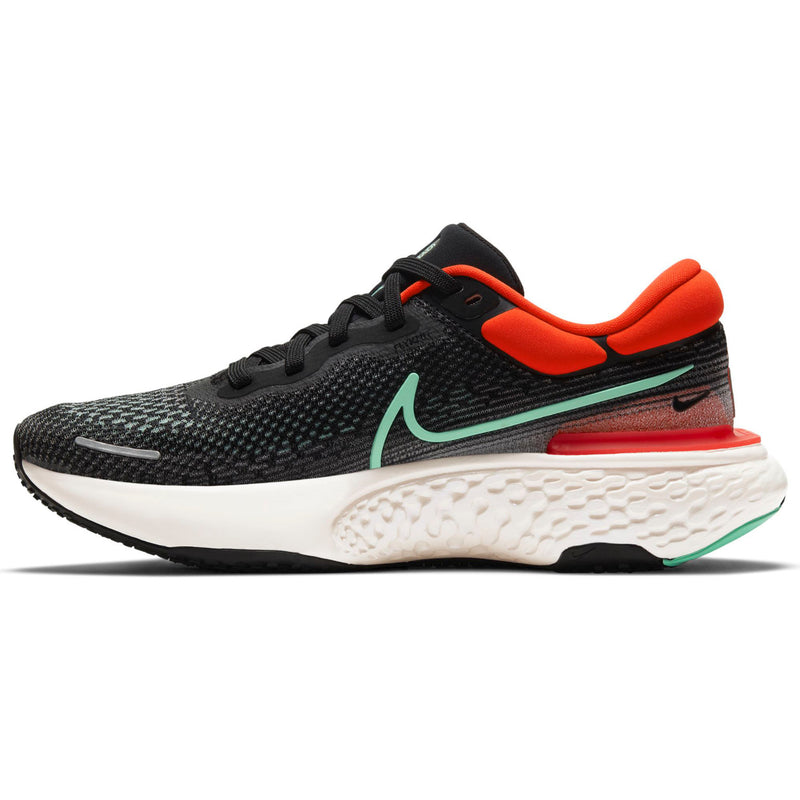 Nike ZoomX Invincible Run Flyknit 002 B2