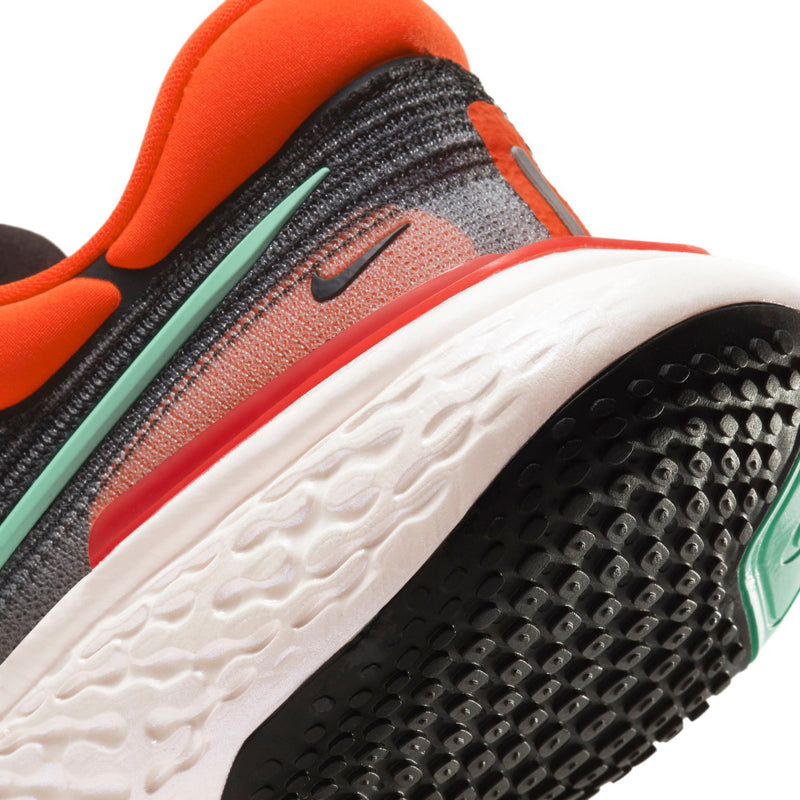 Nike ZoomX Invincible Run Flyknit 002 F6