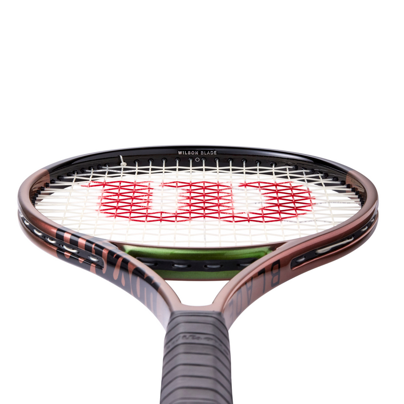 Wilson Blade 98 18x20 V8.0